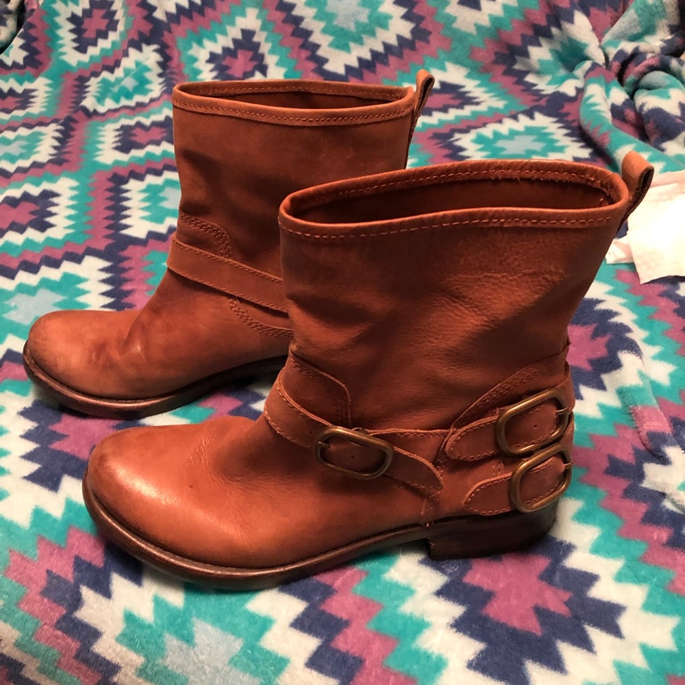 Lucky Brand women’s boots